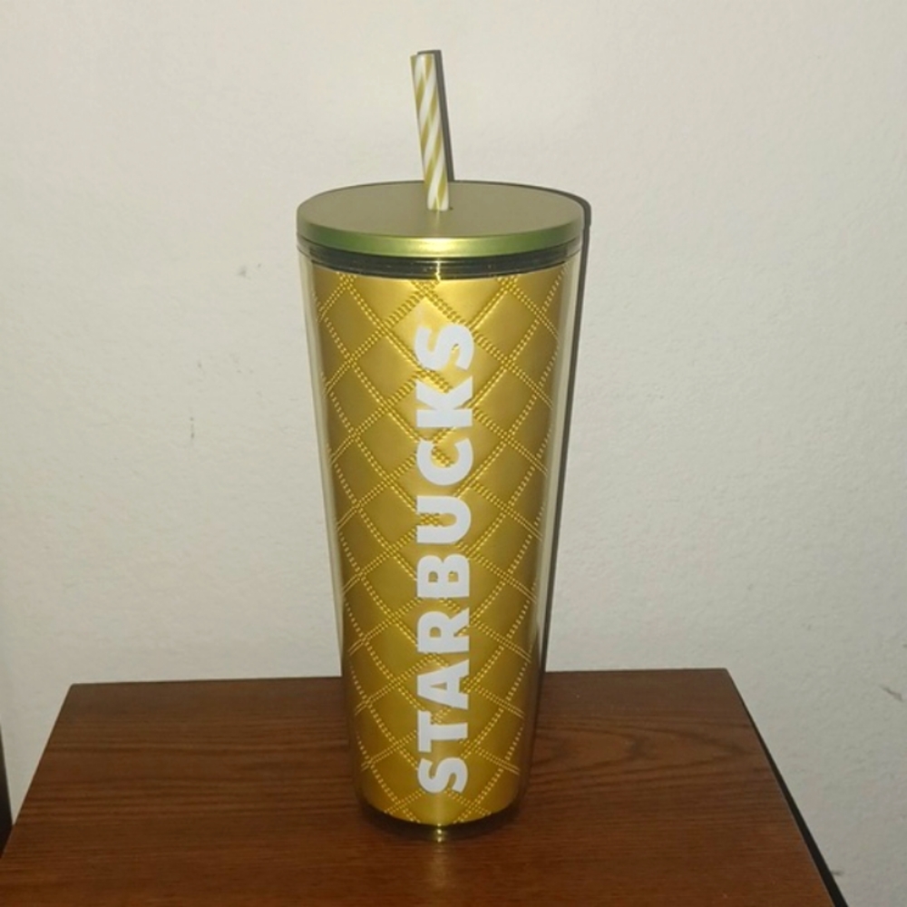 Starbucks Quilted Gold Venti Cold Brew Travel Tumbler w/ Straw